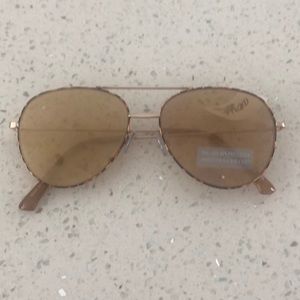 Aerie Aviator Sunglasses